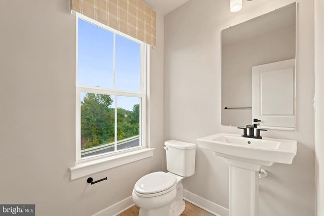 8046 WILLIAMSON BLVD NE, Manassas, VA 20109