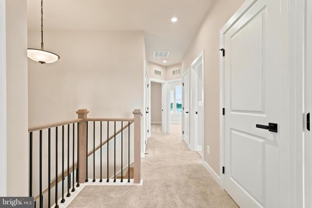 8046 WILLIAMSON BLVD NE, Manassas, VA 20109
