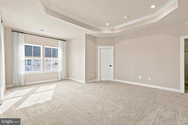 8046 WILLIAMSON BLVD NE, Manassas, VA 20109
