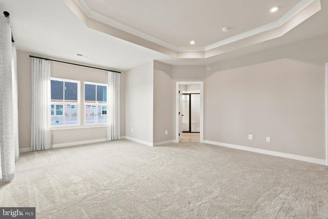 8046 WILLIAMSON BLVD NE, Manassas, VA 20109