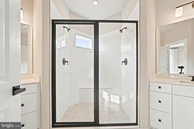 8046 WILLIAMSON BLVD NE, Manassas, VA 20109
