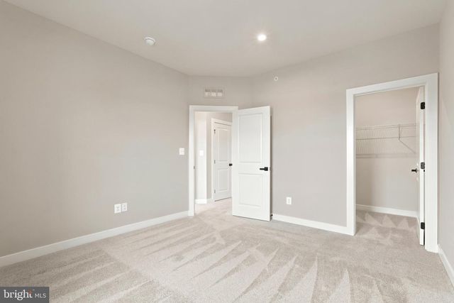 8046 WILLIAMSON BLVD NE, Manassas, VA 20109