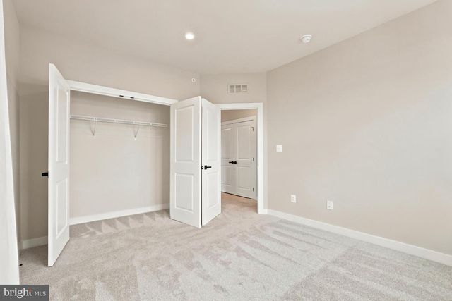 8046 WILLIAMSON BLVD NE, Manassas, VA 20109