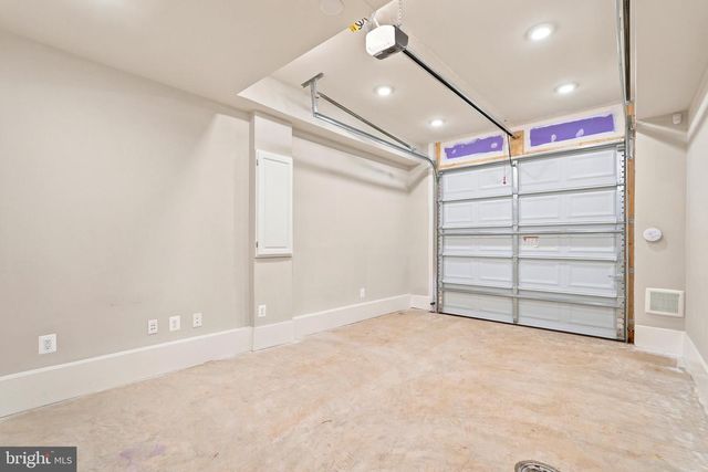 8046 WILLIAMSON BLVD NE, Manassas, VA 20109