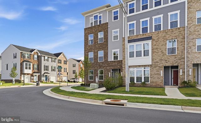 8046 WILLIAMSON BLVD NE, Manassas, VA 20109