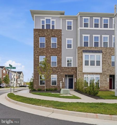 8046 WILLIAMSON BLVD NE, Manassas, VA 20109