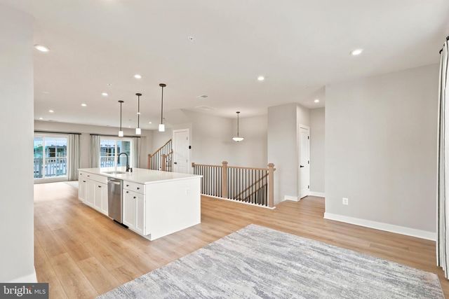8046 WILLIAMSON BLVD NE, Manassas, VA 20109