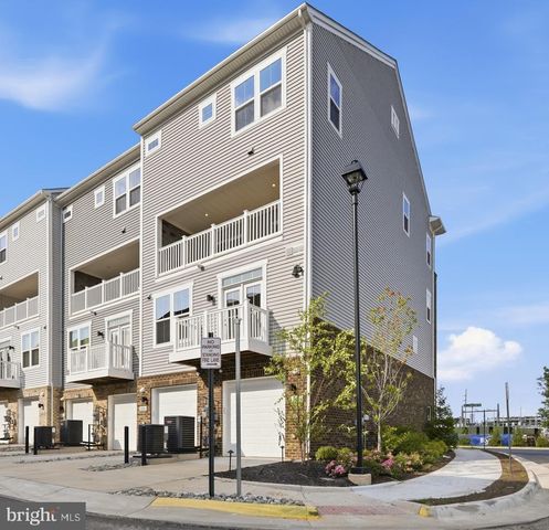 8046 WILLIAMSON BLVD NE, Manassas, VA 20109