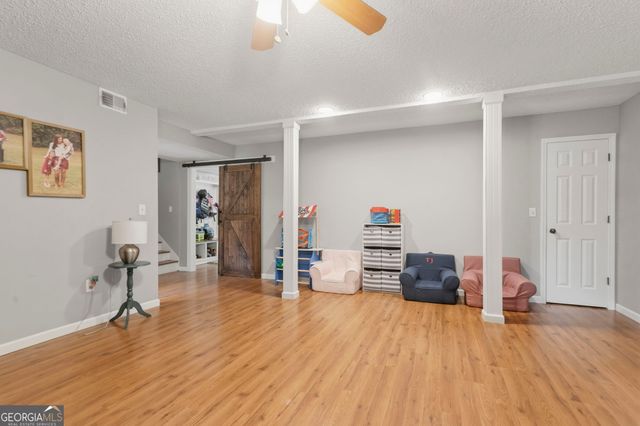 5627 Pinedale Circle, Sugar Hill, GA 30518