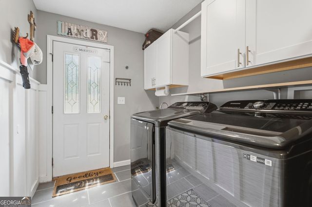 5627 Pinedale Circle, Sugar Hill, GA 30518