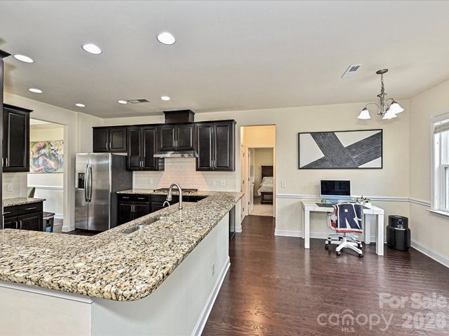 8044 Frances Haven Drive, Harrisburg, NC 28075