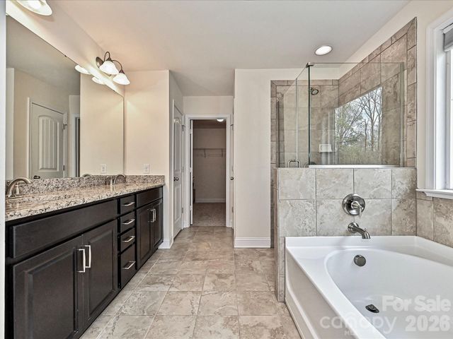 8044 Frances Haven Drive, Harrisburg, NC 28075