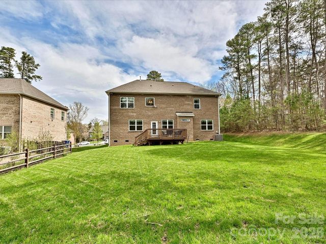 8044 Frances Haven Drive, Harrisburg, NC 28075