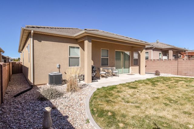 2365 W CRESCENT DR, Cedar City, UT 84720