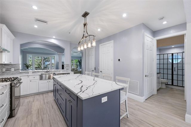 264 SEAGATE COURT, Dunedin, FL 34698