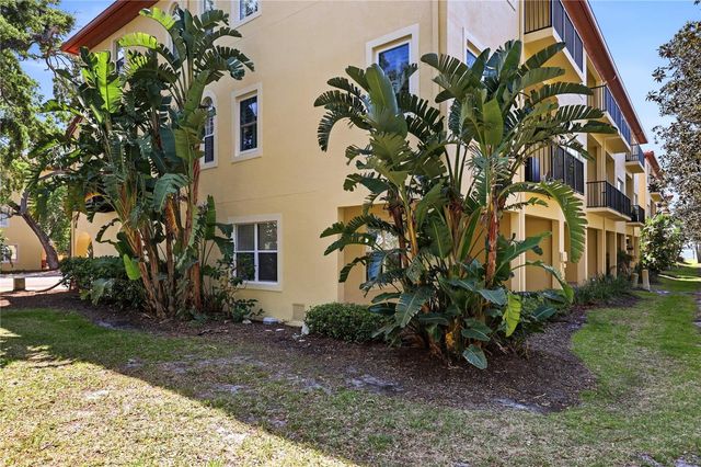 264 SEAGATE COURT, Dunedin, FL 34698