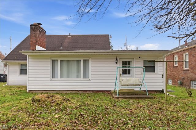 354 Ewing Road, Youngstown, OH 44512