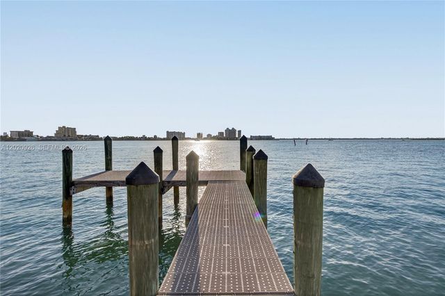 1101 S Shore Dr 1, Miami Beach, FL 33141