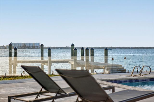 1101 S Shore Dr 1, Miami Beach, FL 33141