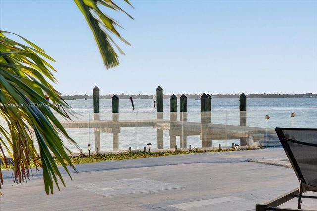 1101 S Shore Dr 1, Miami Beach, FL 33141