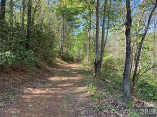 266 Mountain Creek Way, Marion, NC 28752