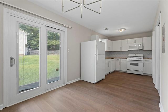 909 Silverwoods Drive, Atlanta, GA 30349