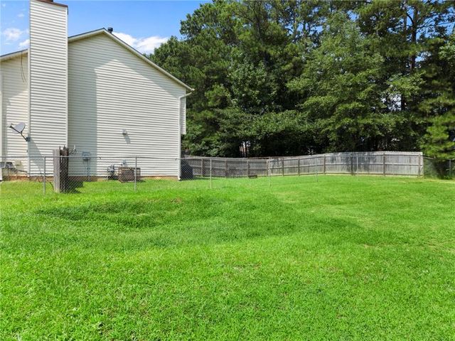 909 Silverwoods Drive, Atlanta, GA 30349