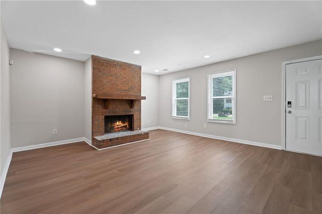 909 Silverwoods Drive, Atlanta, GA 30349