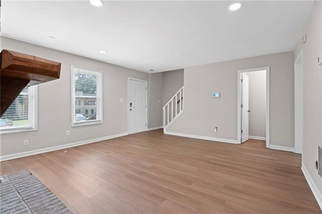 909 Silverwoods Drive, Atlanta, GA 30349