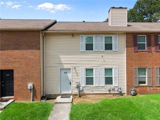 909 Silverwoods Drive, Atlanta, GA 30349