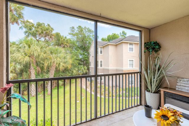 940 Village Trl Unit 2-208, Port Orange, FL 32127