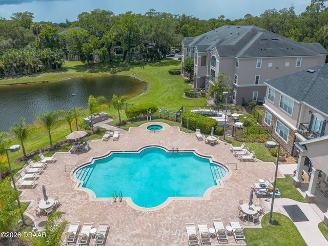 940 Village Trl Unit 2-208, Port Orange, FL 32127