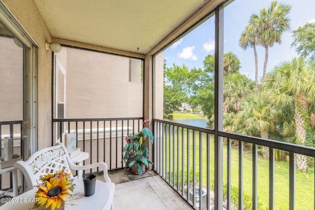 940 Village Trl Unit 2-208, Port Orange, FL 32127