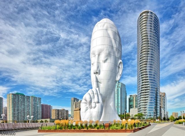 20 Newport Pkwy 1108, Jersey City, NJ 07310