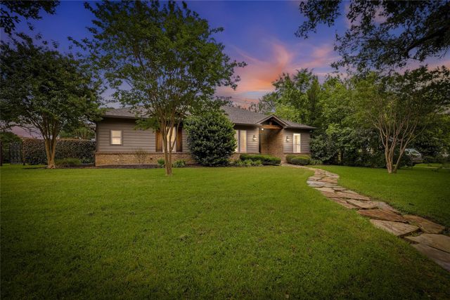 6247 Malvey Avenue, Fort Worth, TX 76116
