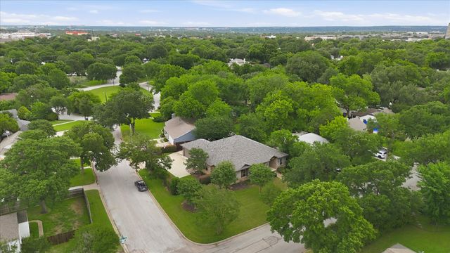6247 Malvey Avenue, Fort Worth, TX 76116