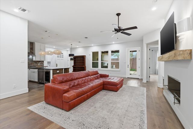 6247 Malvey Avenue, Fort Worth, TX 76116