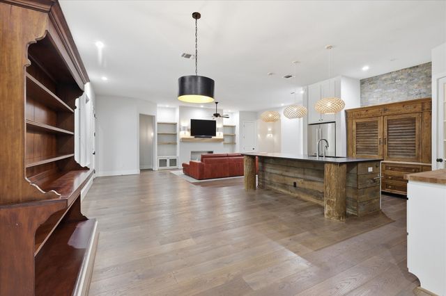 6247 Malvey Avenue, Fort Worth, TX 76116