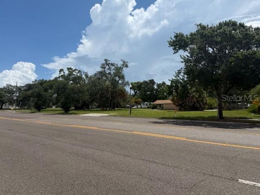 49TH STREET S, St Petersburg, FL 33707