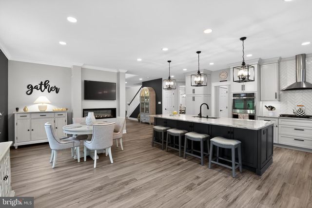 496 DARLINGTON RD, Media, PA 19063