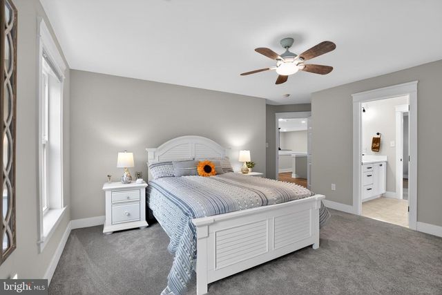 496 DARLINGTON RD, Media, PA 19063