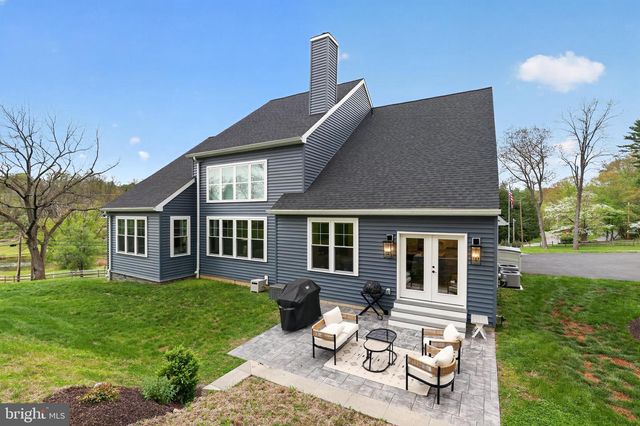 496 DARLINGTON RD, Media, PA 19063