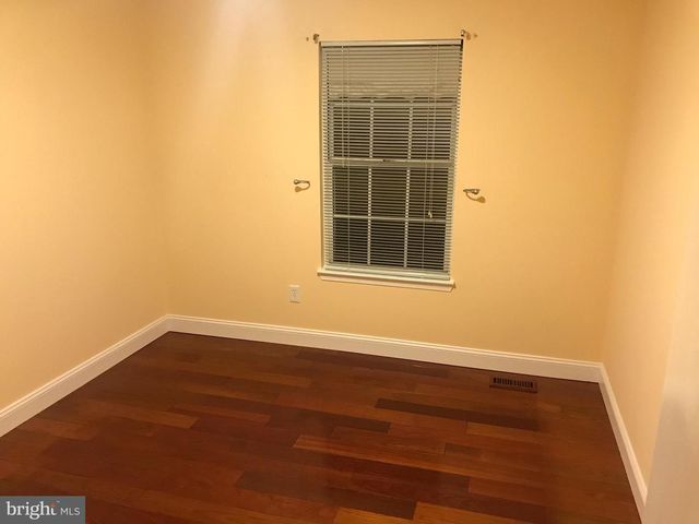 10354 COLLEGE SQ, Columbia, MD 21044