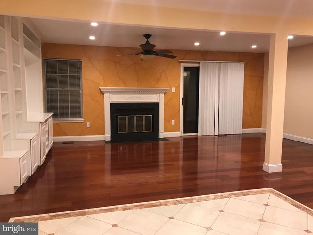 10354 COLLEGE SQ, Columbia, MD 21044