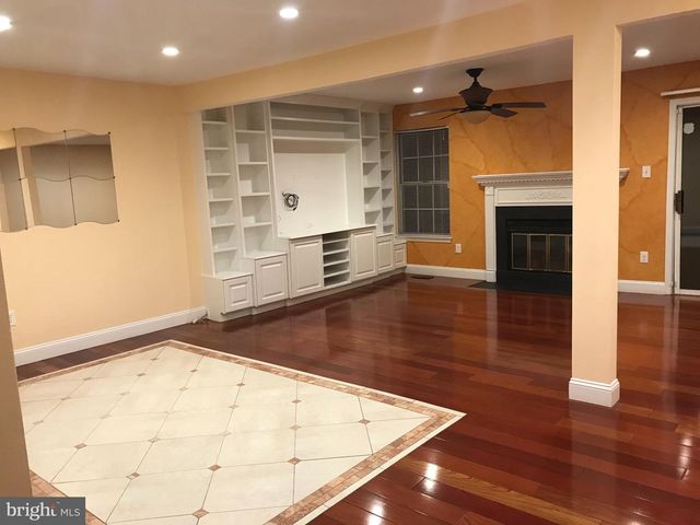 10354 COLLEGE SQ, Columbia, MD 21044