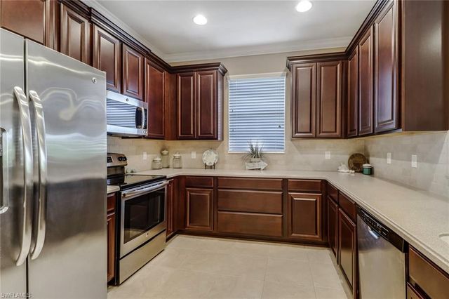 9904 Periwinkle Preserve LN, Fort Myers, FL 33919