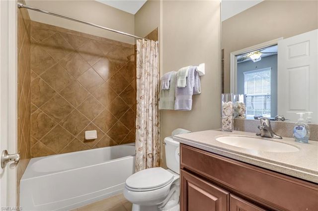 9904 Periwinkle Preserve LN, Fort Myers, FL 33919