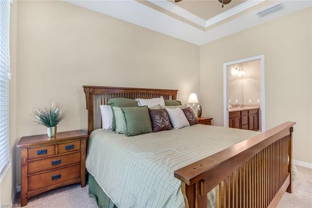 9904 Periwinkle Preserve LN, Fort Myers, FL 33919