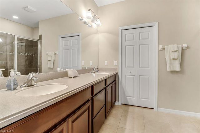 9904 Periwinkle Preserve LN, Fort Myers, FL 33919
