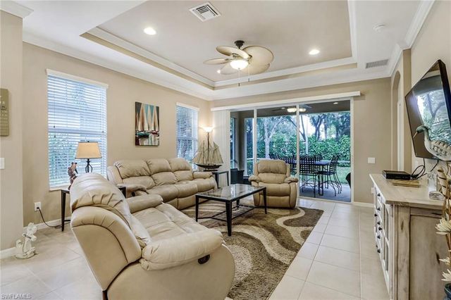 9904 Periwinkle Preserve LN, Fort Myers, FL 33919